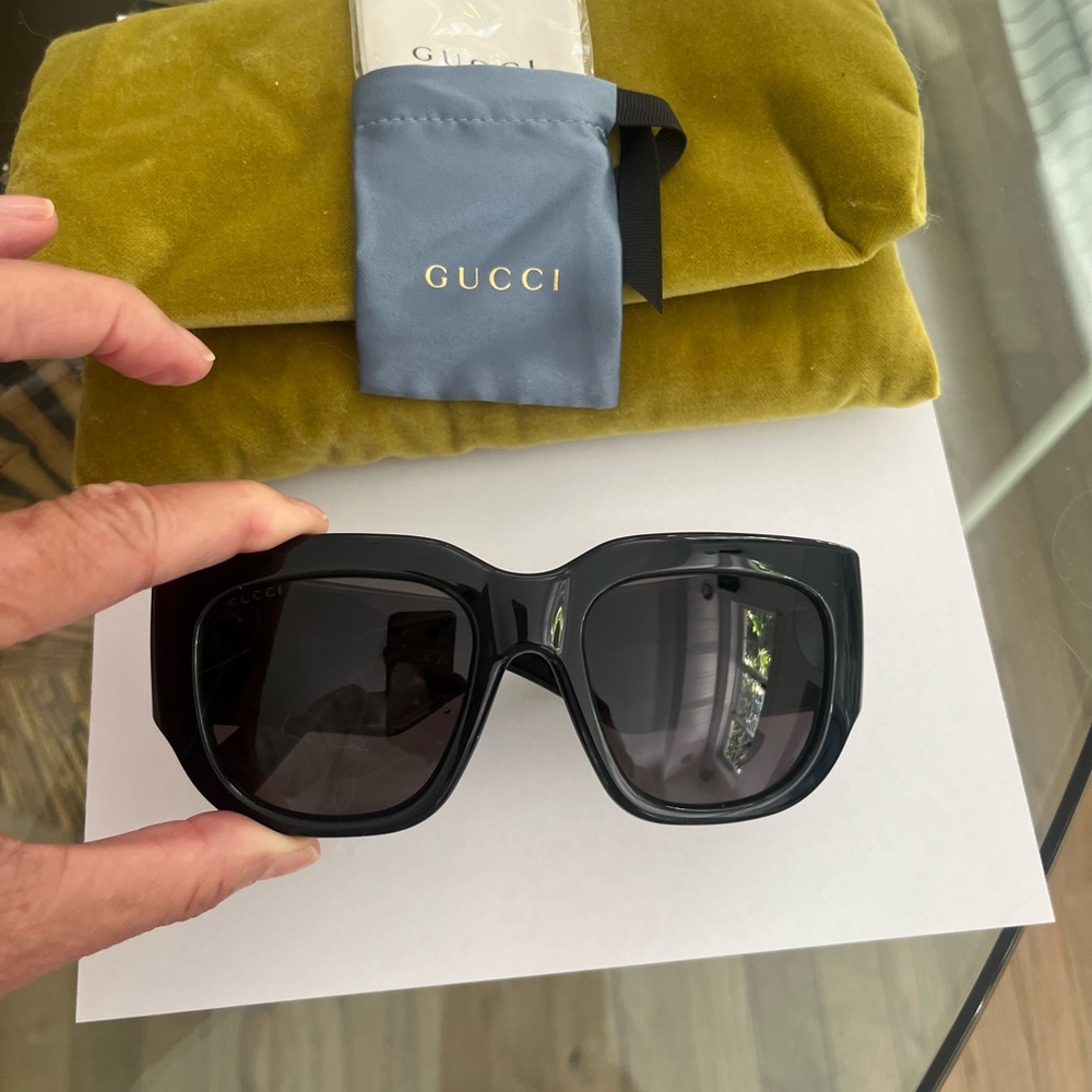 Gucci Black Oversized Square Sunglasses